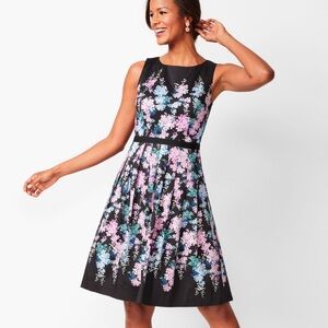 Talbots Floral Sateen Fit & Flare Dress Black Purple Blue White Flowers Size 10